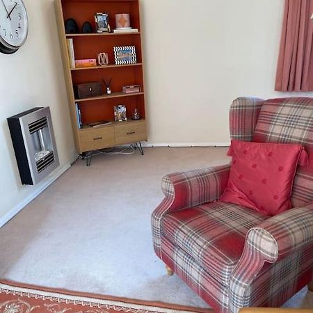 Centre Of Town House 3 Bedrooms Sleeps 5 And Infant Free Onsite Parking 2 Cars King's Lynn Exterior foto